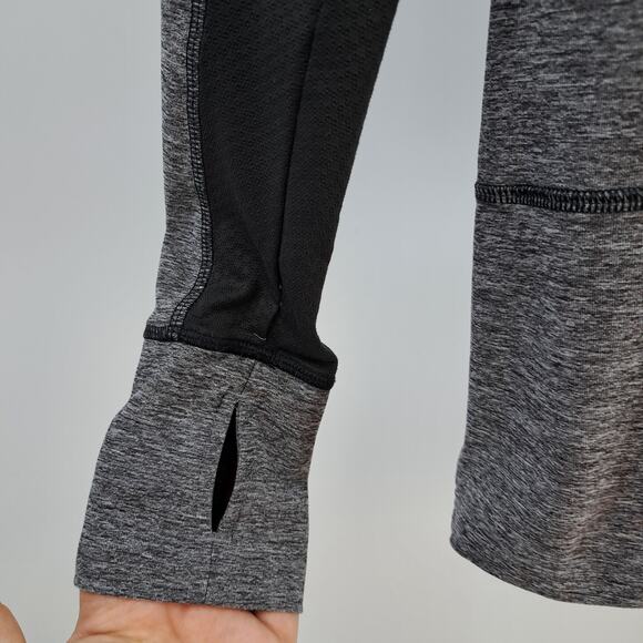 C9 Champion Top M Semi Fitted 1/4 Zip Long Sleeve Pullover Activewear Gray Black - Picture 5 of 9